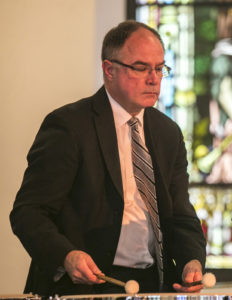 2013_witness-cantata_musician-at-jp-performance